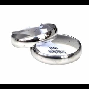 Women’s Men’s Sliver Stainless Steel Wedding Band Ring 5 Sizes Available Get 1